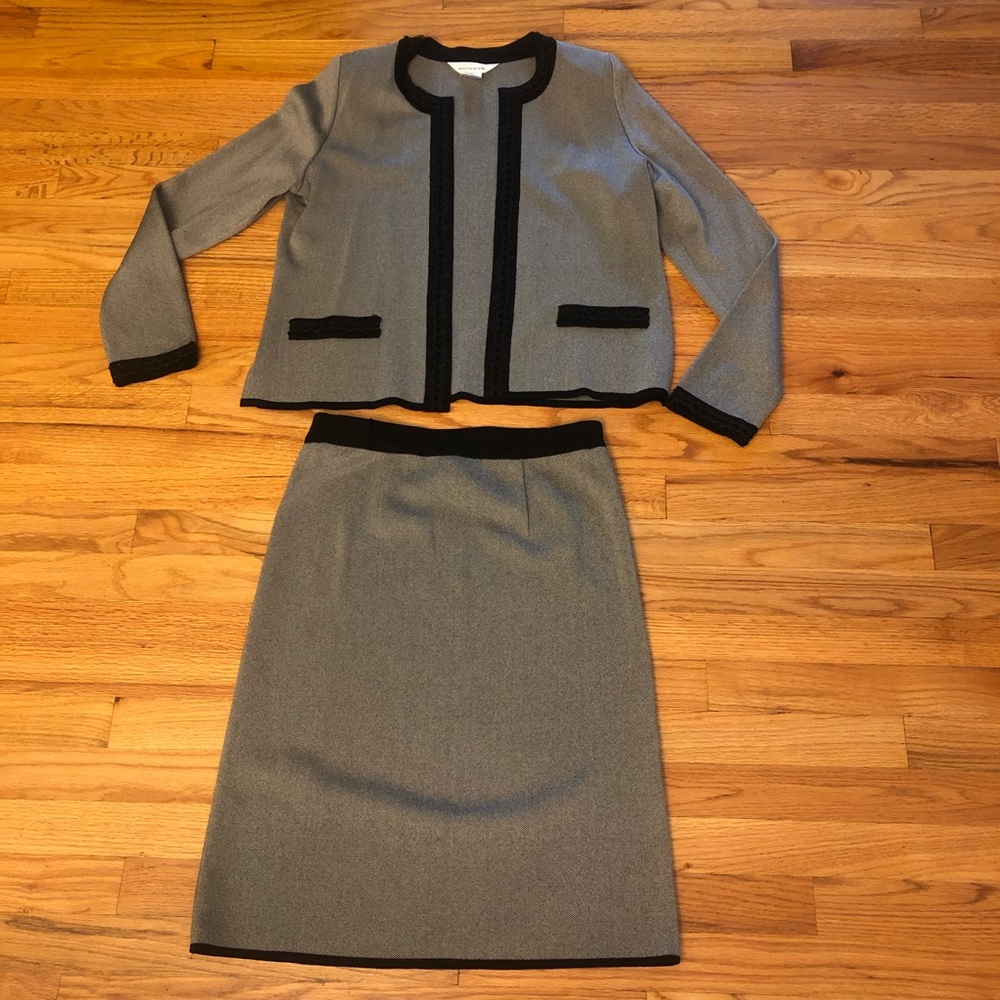 Exclusively misook small blazer skirt knit suit